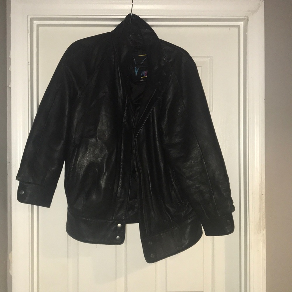 Men’s size small leather bomber jacket